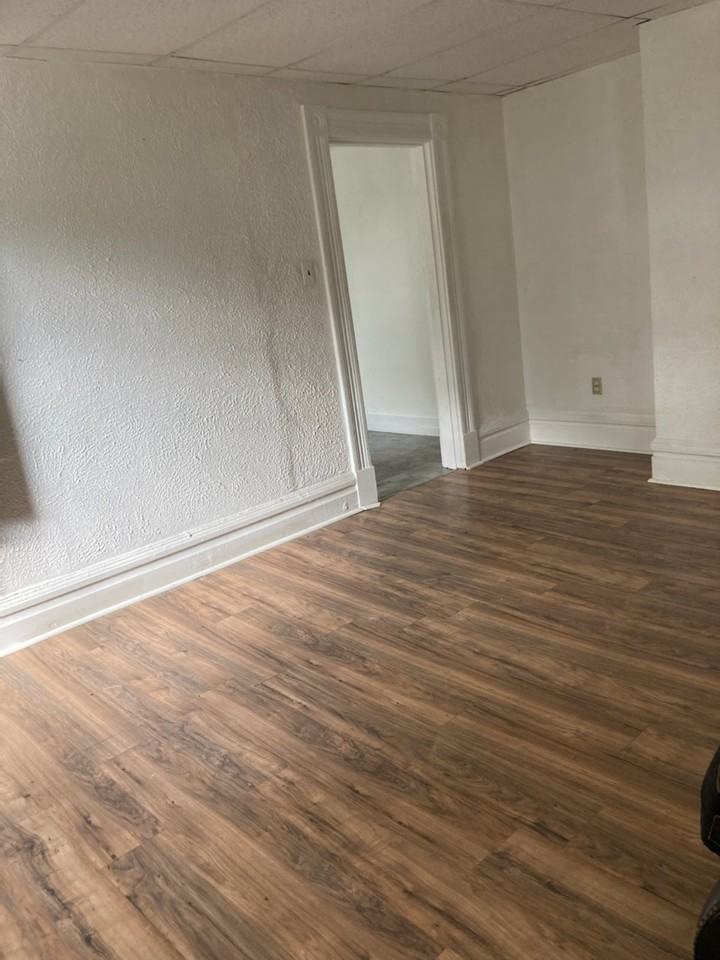 1512 Spring Garden Ave #3 - Photo 3 of 17