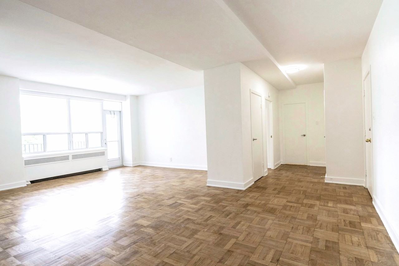 755 Avenue Road #206 - Photo 3 of 28
