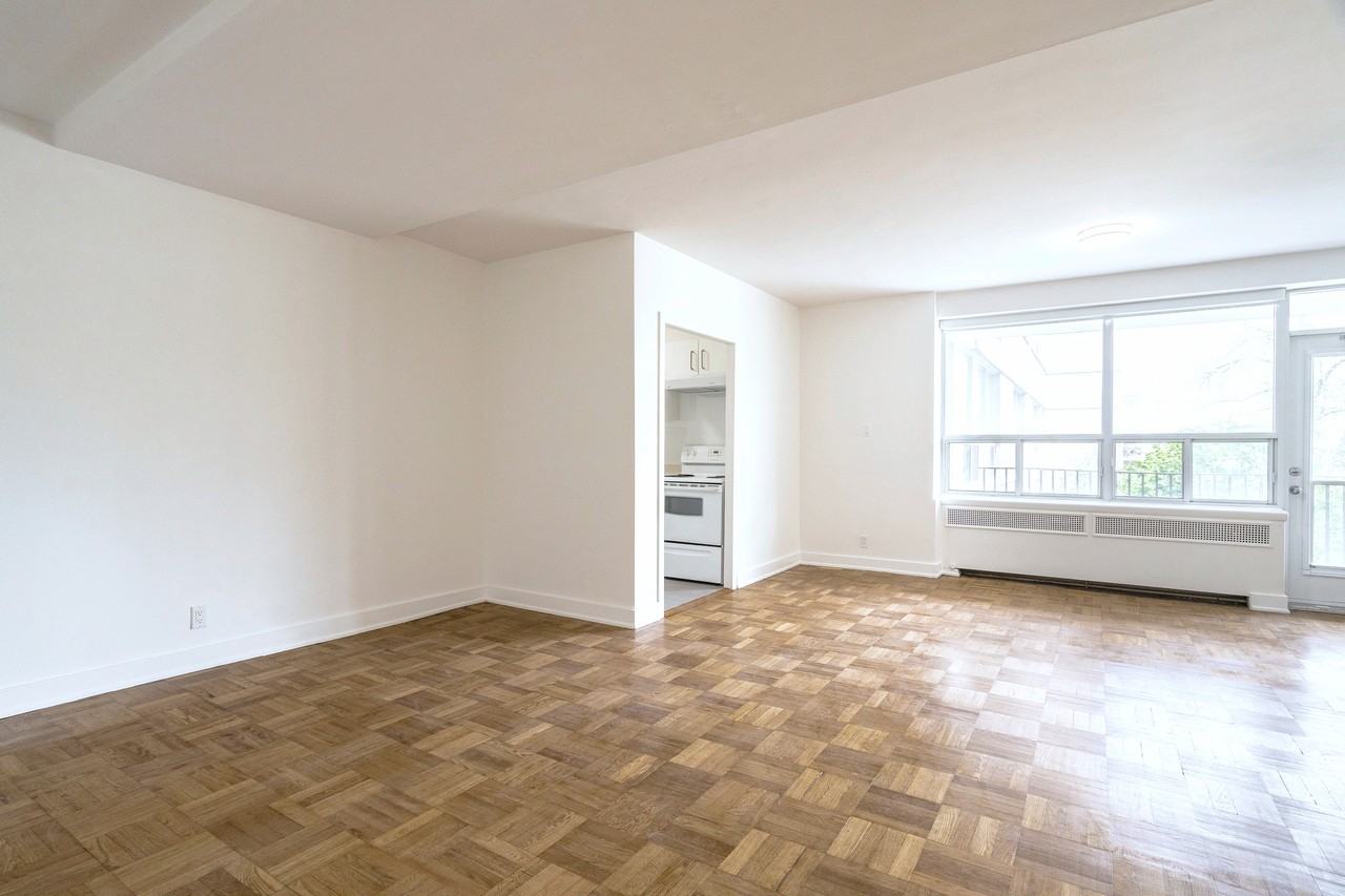 755 Avenue Road #206 - Photo 4 of 28