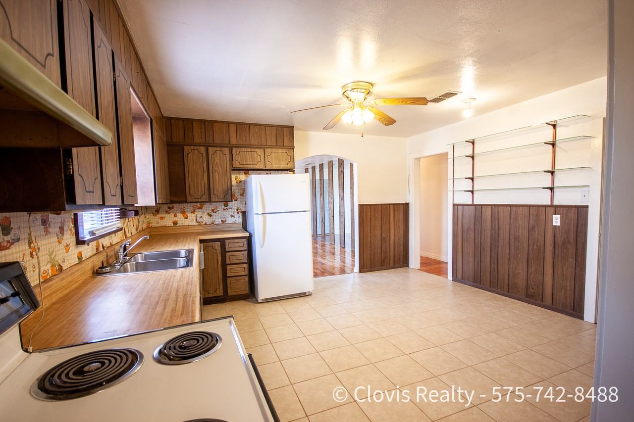 1020 Calhoun St #NA - Photo 4 of 22