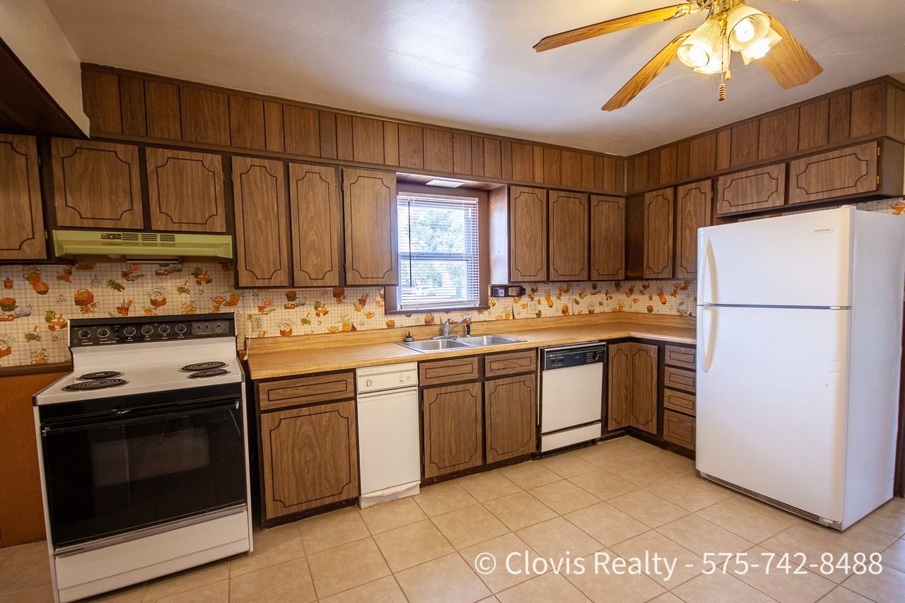 1020 Calhoun St #NA - Photo 6 of 22