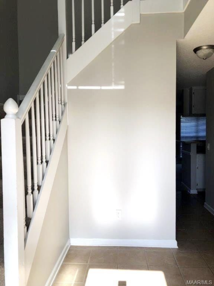 124 N Springview Dr #NA - Photo 2 of 20