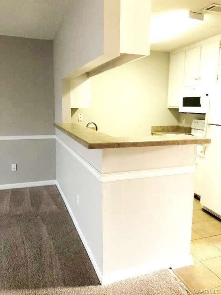 124 N Springview Dr #NA - Photo 5 of 20