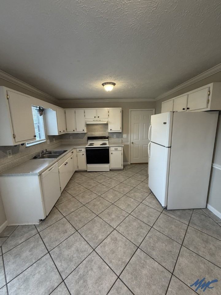 2417 Planter Ct - Photo 5 of 18