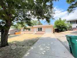 featured image of 15831 E Bates Pl