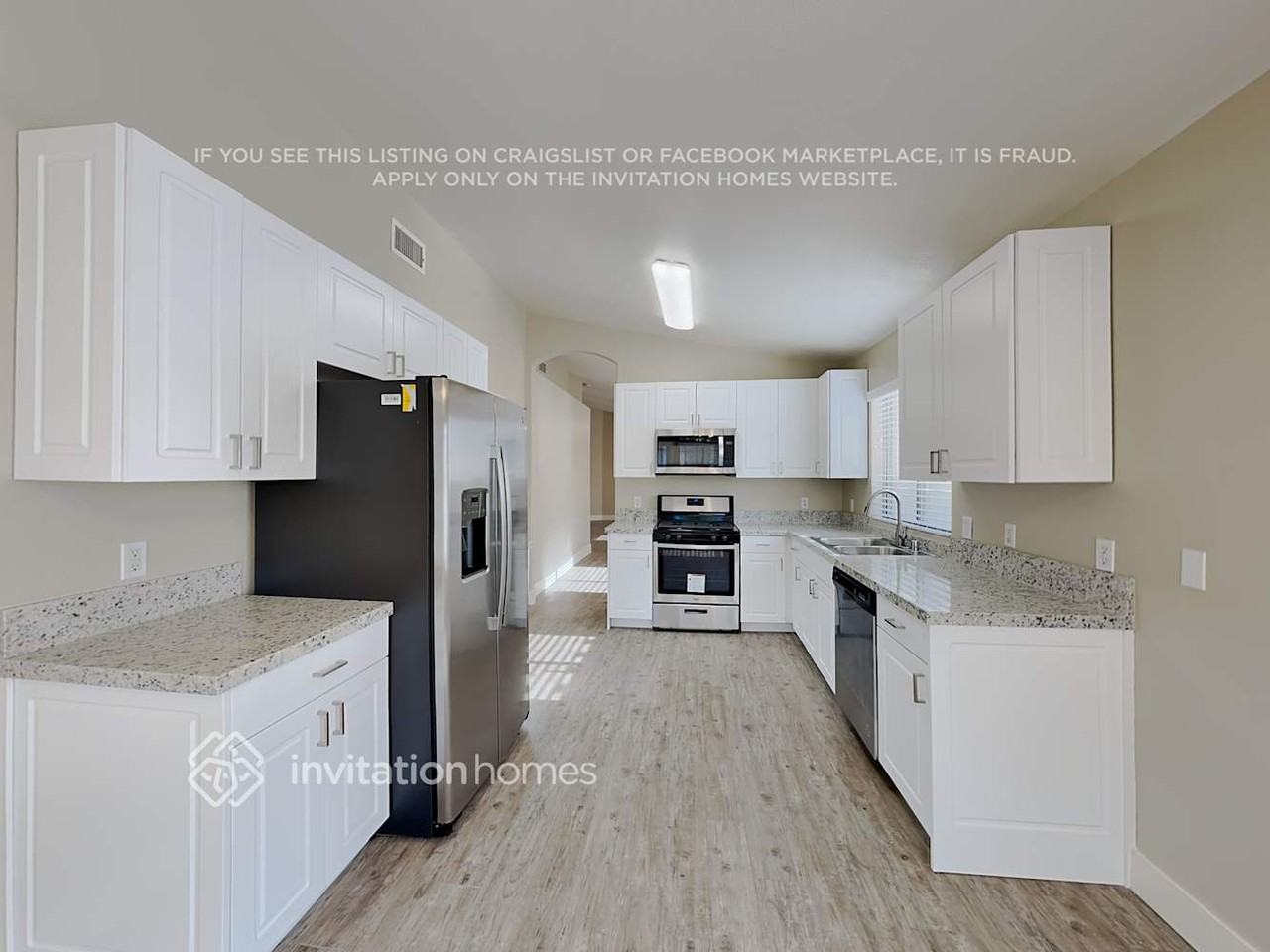 7901 March Brown Ave - Photo 4 of 17