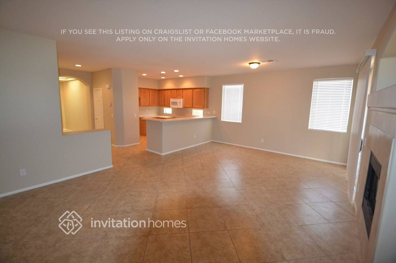 1016 Barberton Ct - Photo 6 of 10