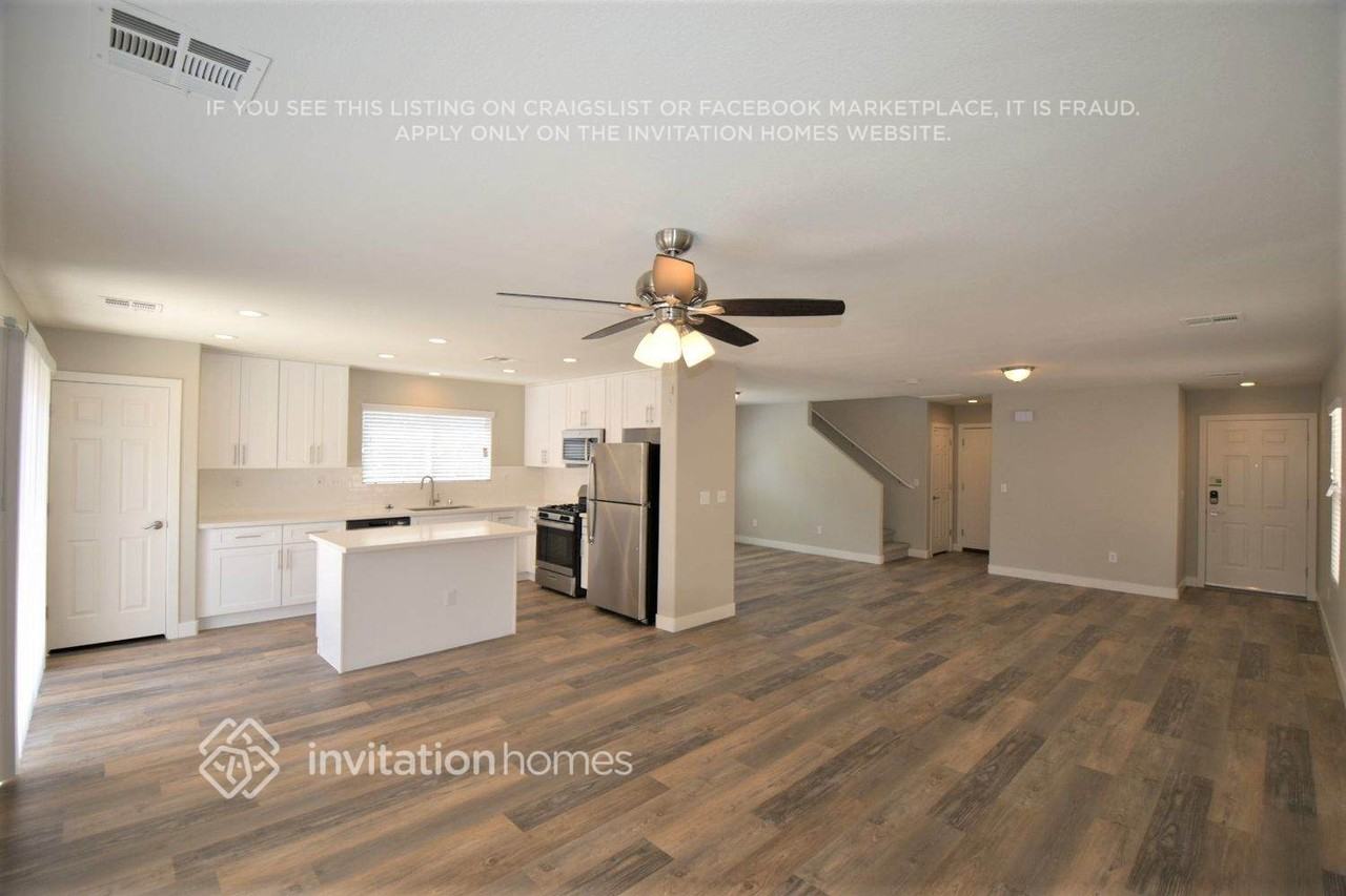 3137 Cantabria Ct - Photo 4 of 11