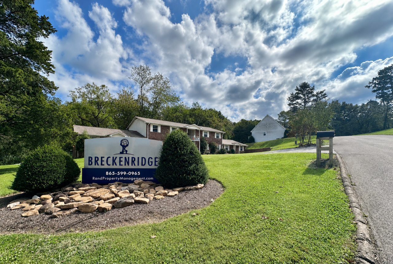 Breckenridge Apartment Homes - Photo 2 of 9