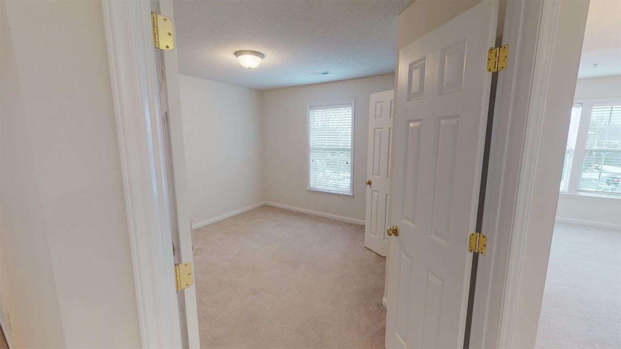 431 Scholastic Dr #1 - Photo 4 of 8