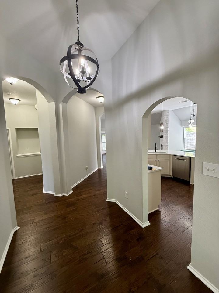 1713 Lantana Dr #1 - Photo 3 of 24