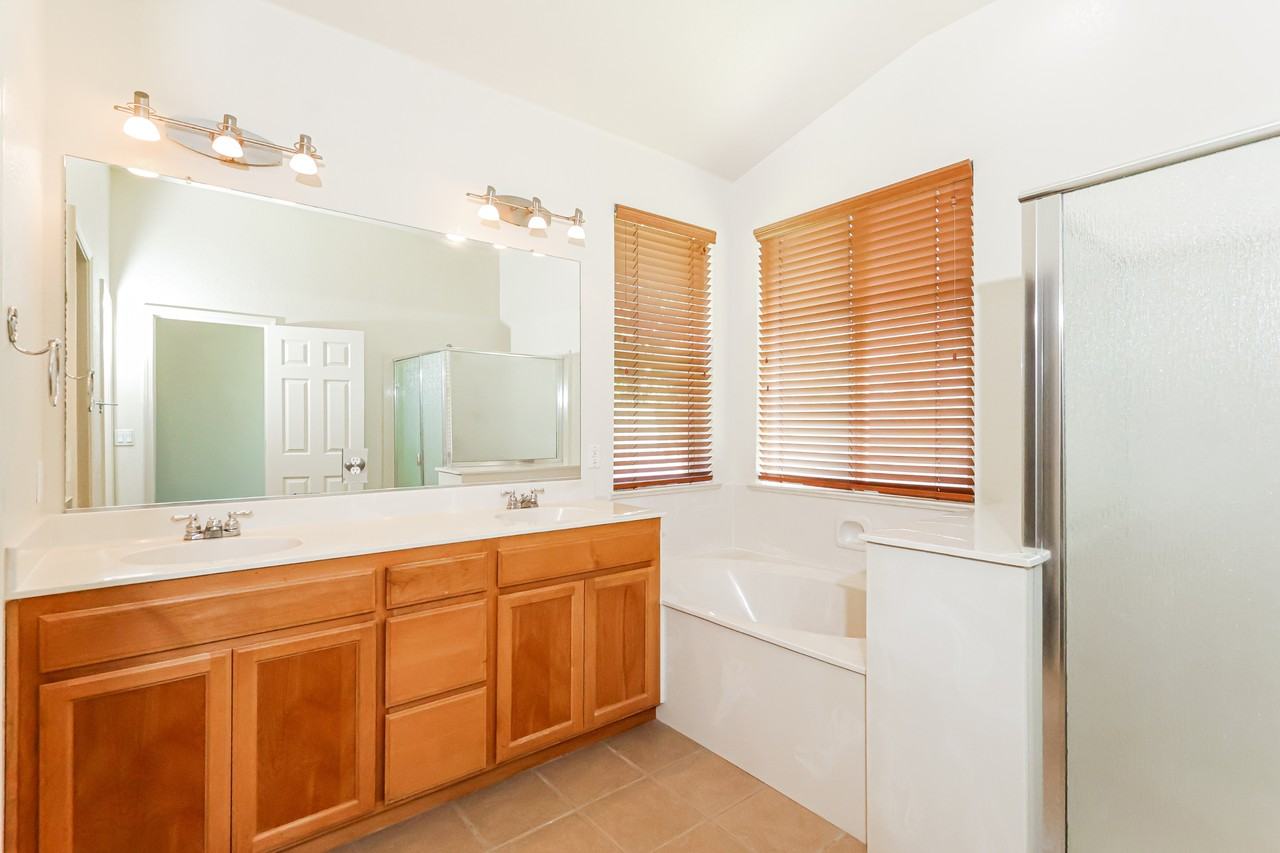 936 Heartland Dr #1 - Photo 6 of 22