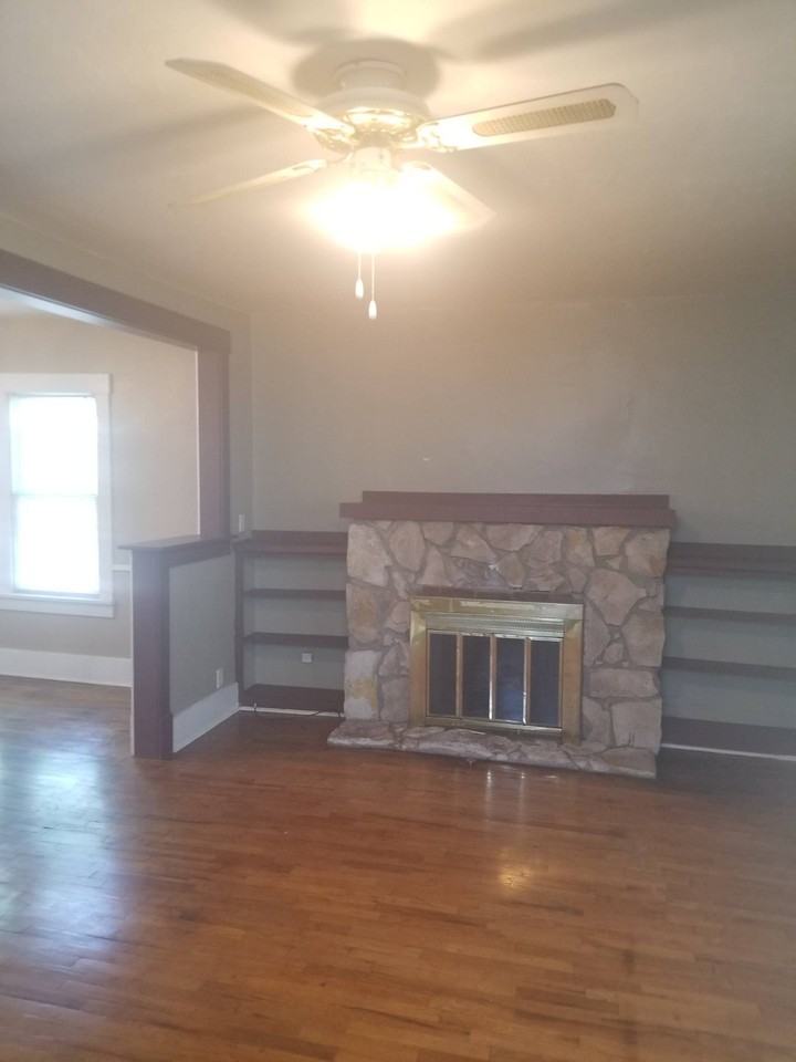 200 S 12th St #1 - Photo 2 of 13
