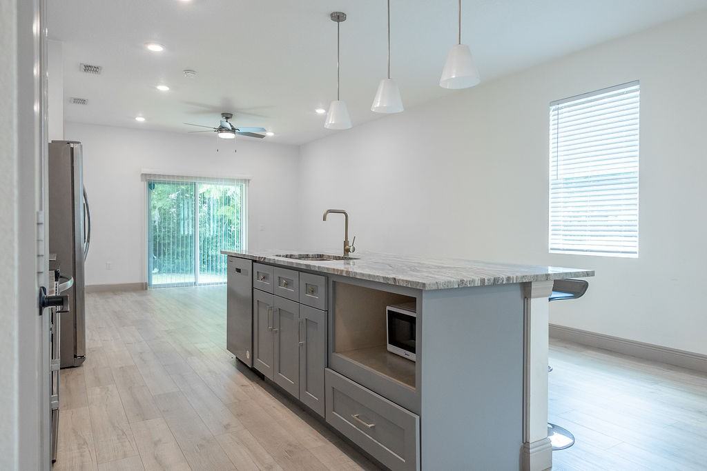 231 N Julia Ave #1 - Photo 6 of 13