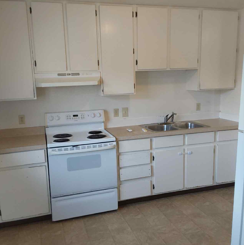 204 14th St #B - Photo 5 of 19