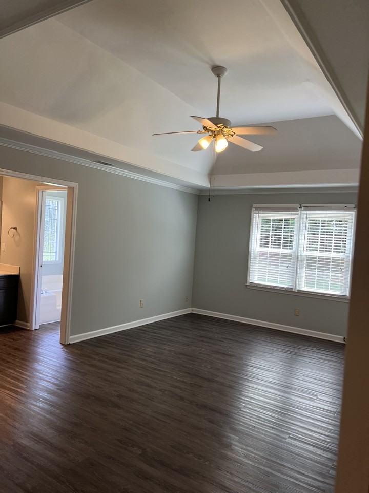 1850 Ashton Brooke Ln #1 - Photo 6 of 10