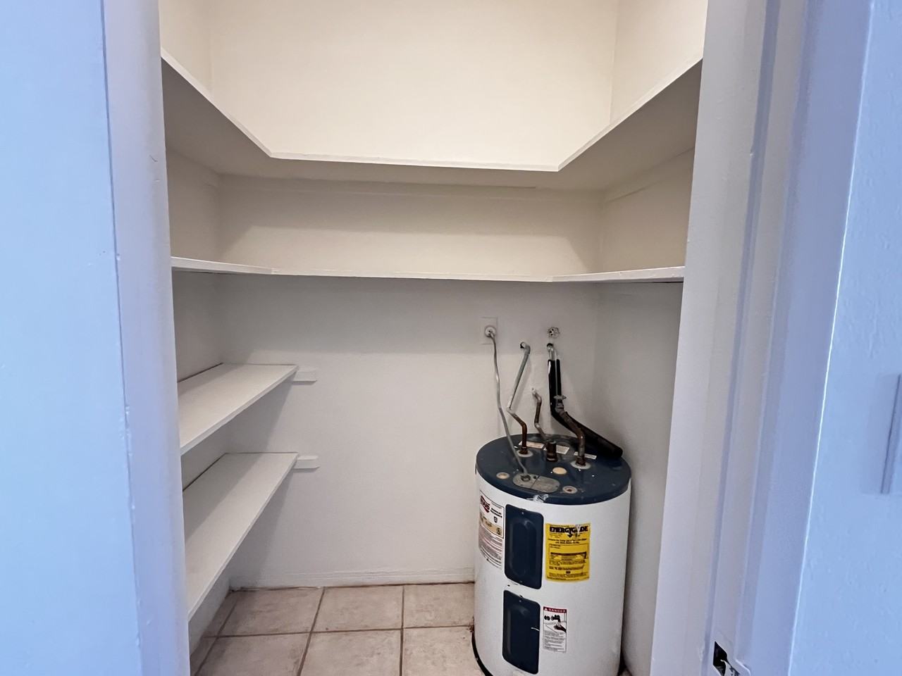 4529 Ne 21st Ave #3 - Photo 6 of 11