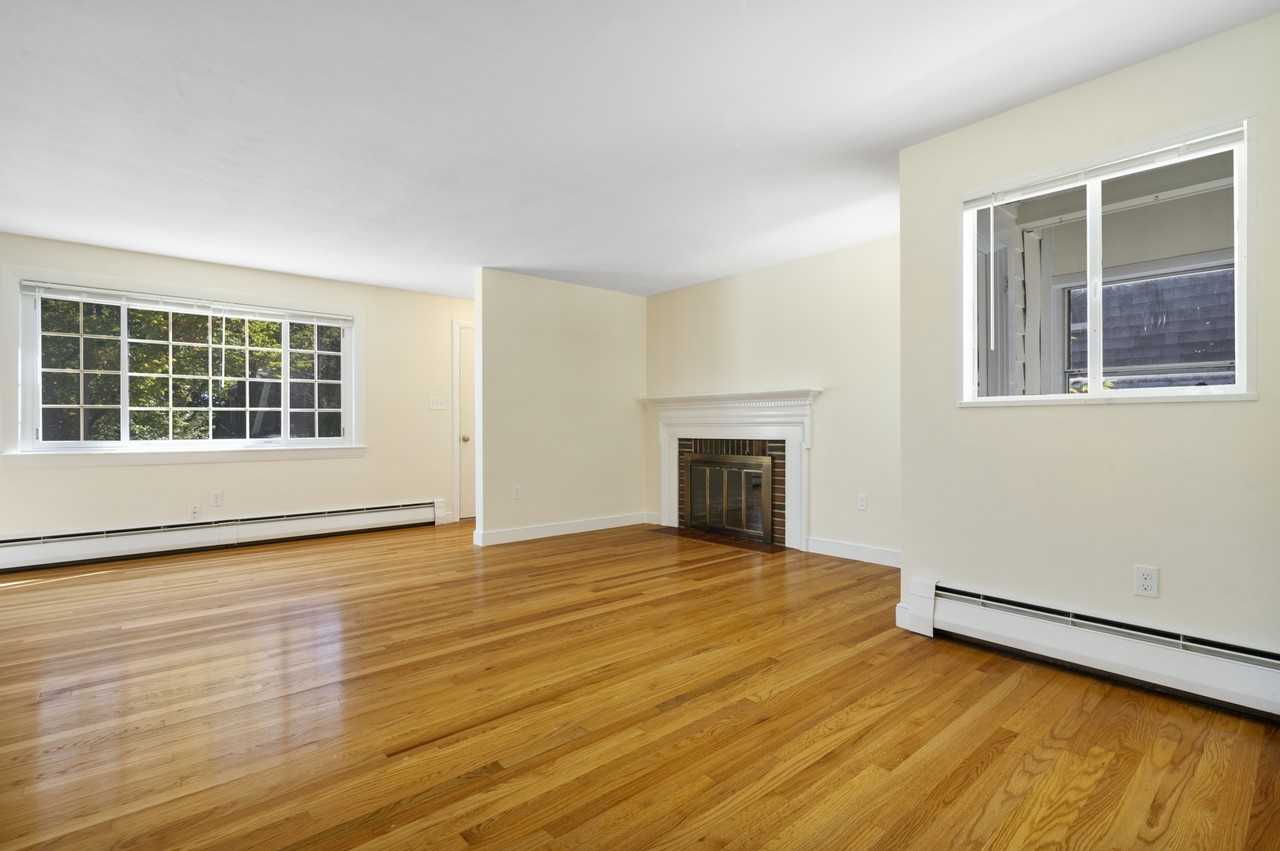 27 Hermon St #1 - Photo 3 of 27