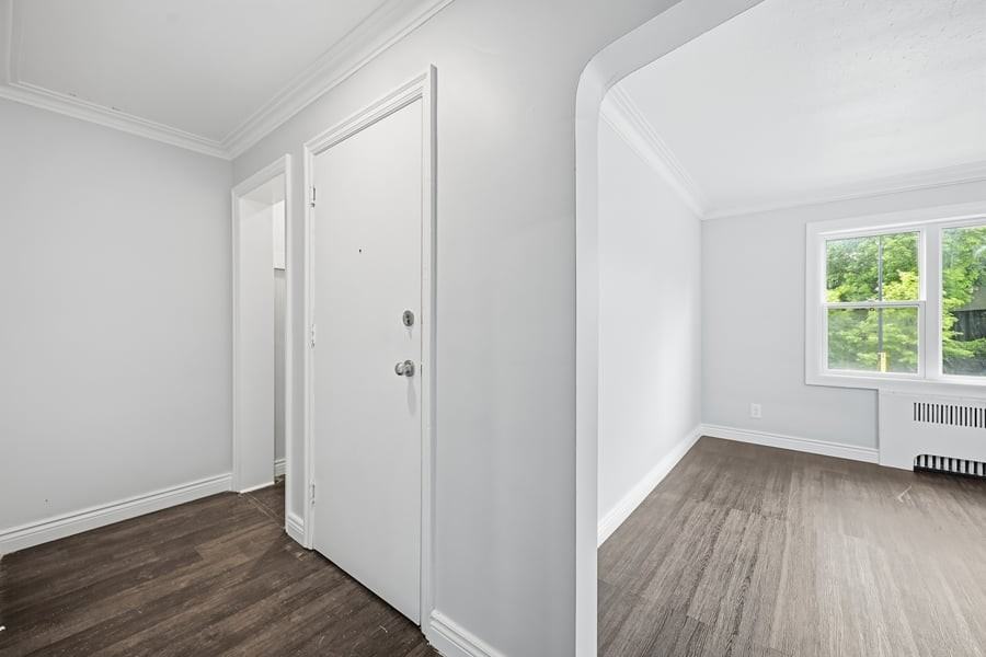 383 Main St - Photo 2 of 13