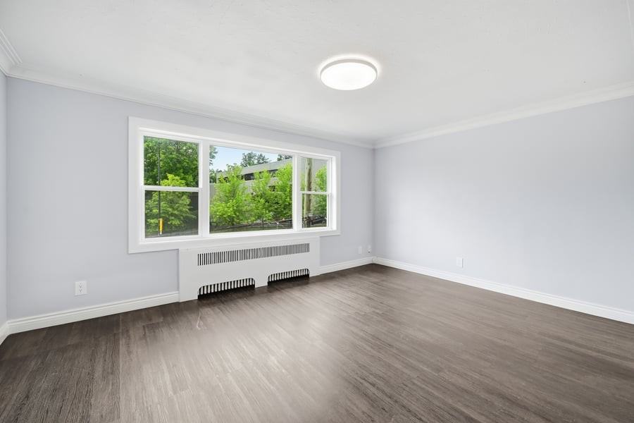 383 Main St - Photo 3 of 13