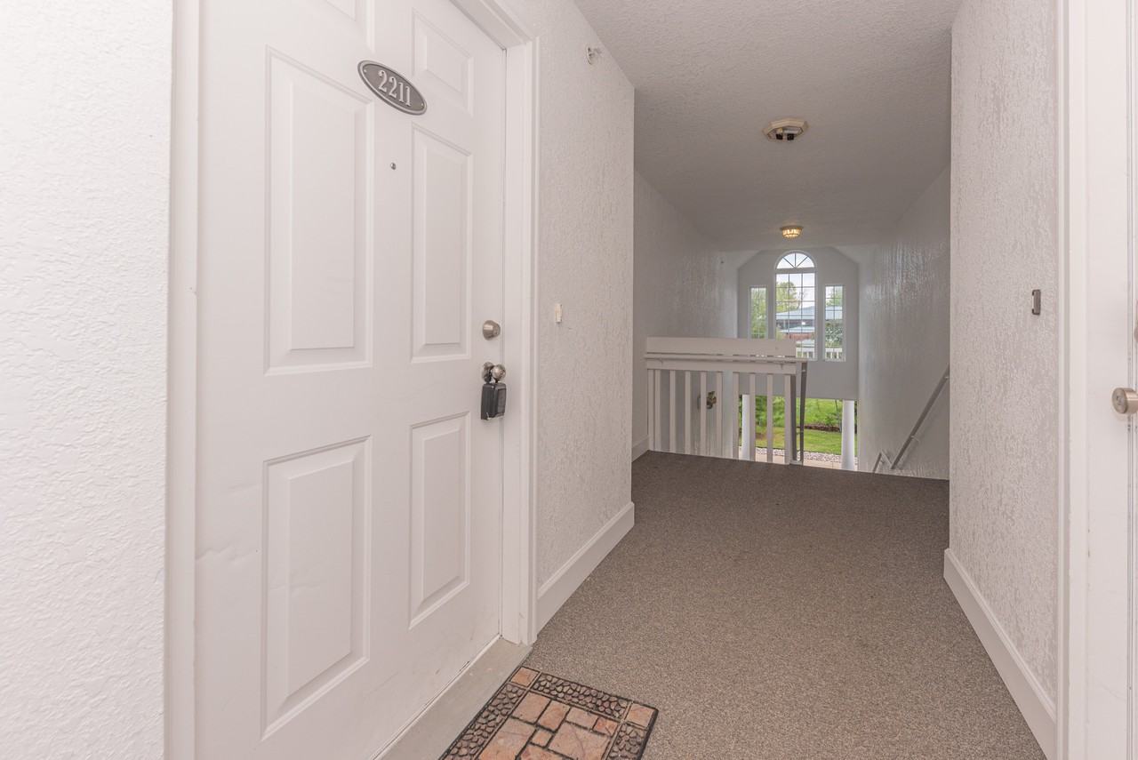 2211 S Main St #1 - Photo 5 of 31