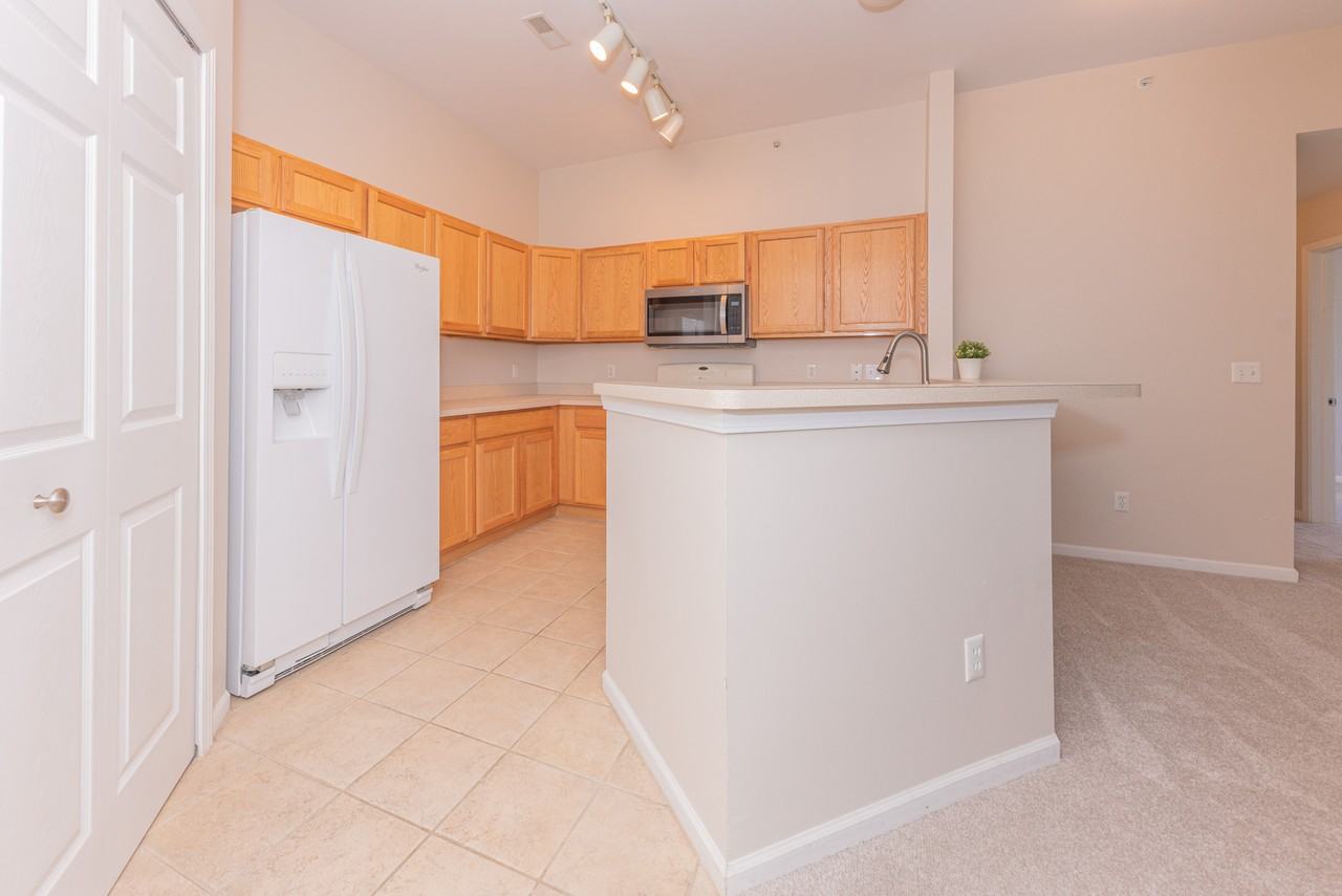 2211 S Main St #1 - Photo 7 of 31