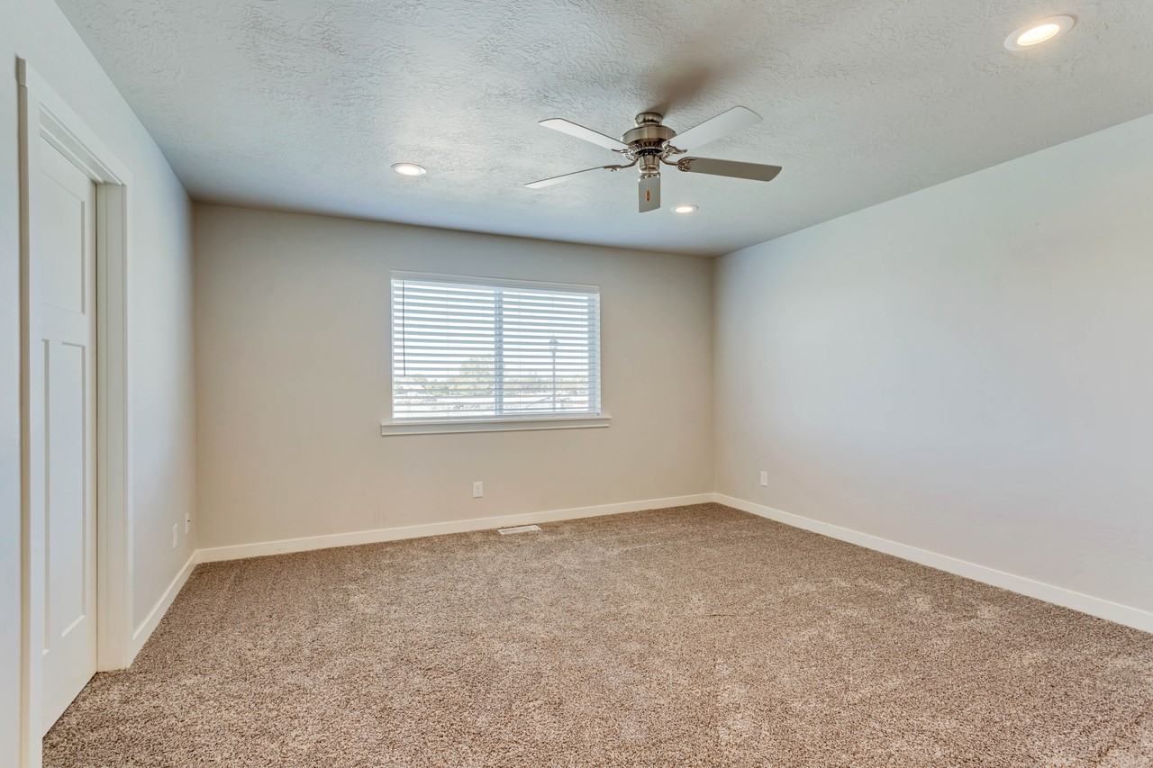 808 S 1710 E #1 - Photo 7 of 21