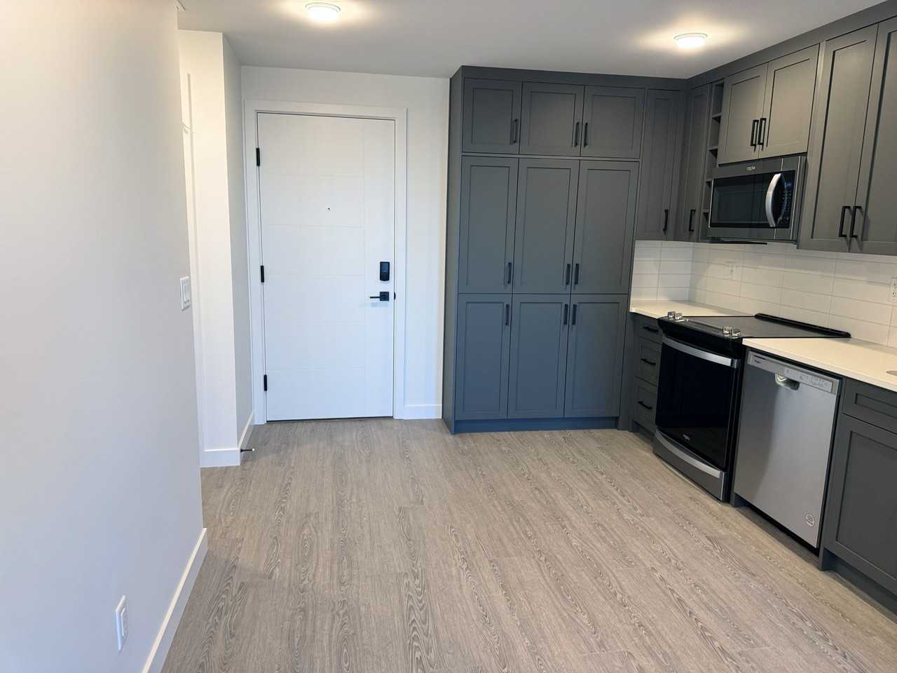 3932 University Ave Nw - Photo 2 of 15