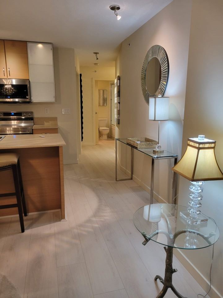 977 Mainland Street 511 #511 - Photo 7 of 39