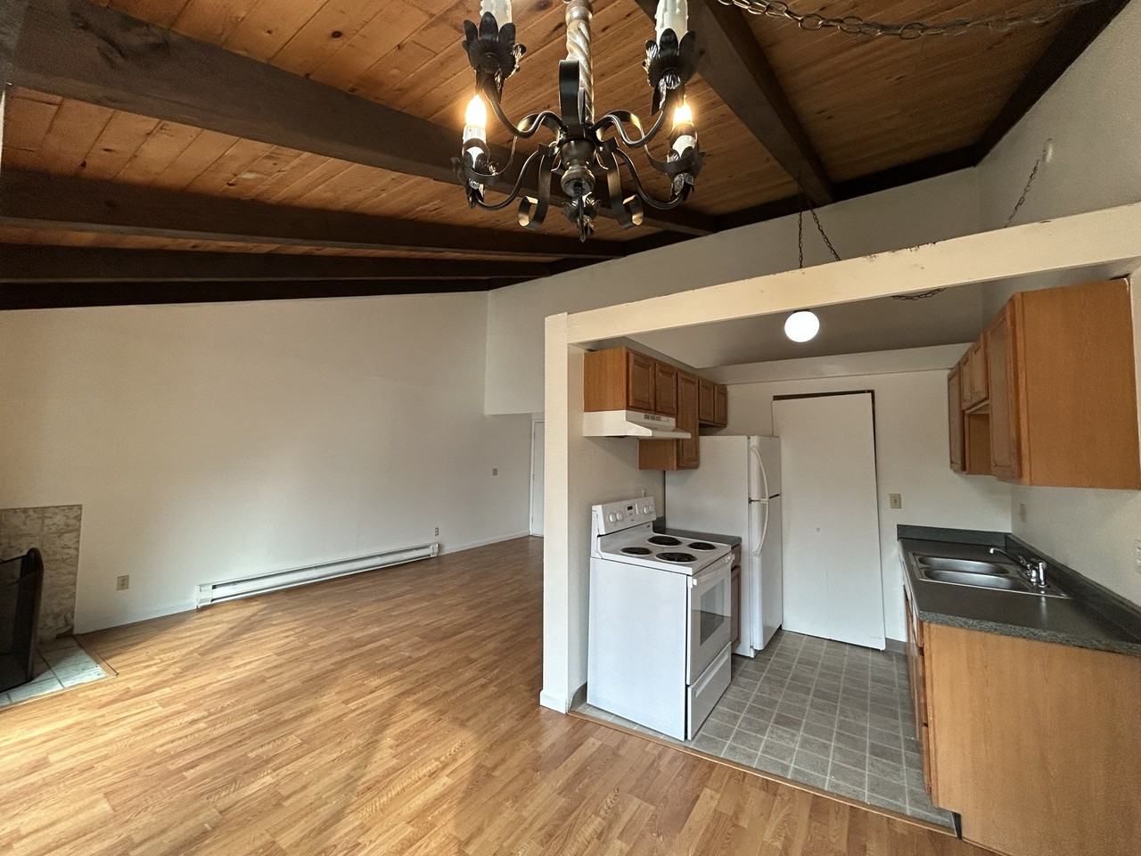 15280 Macadam Rd S #1 - Photo 6 of 9
