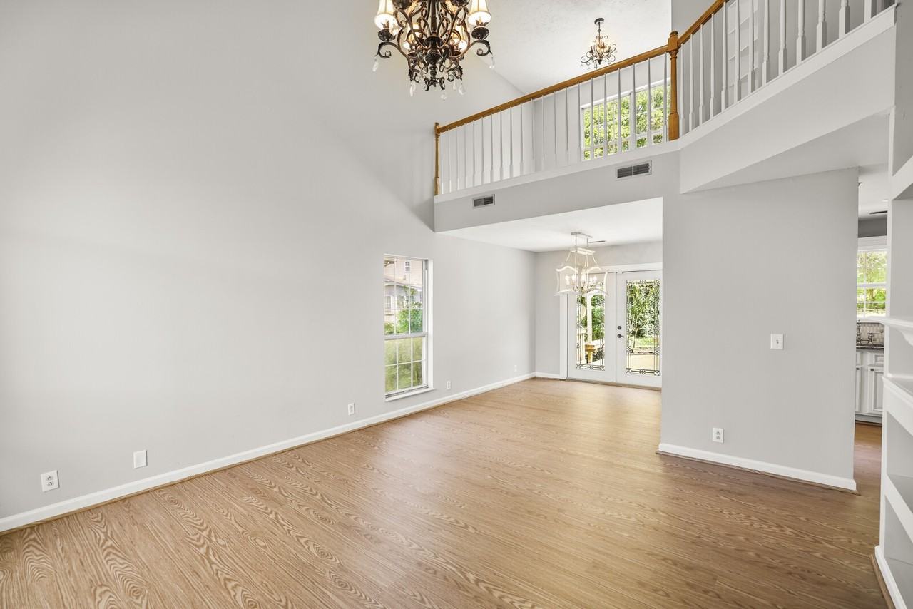 3127 Creekview Ln #1 - Photo 5 of 50