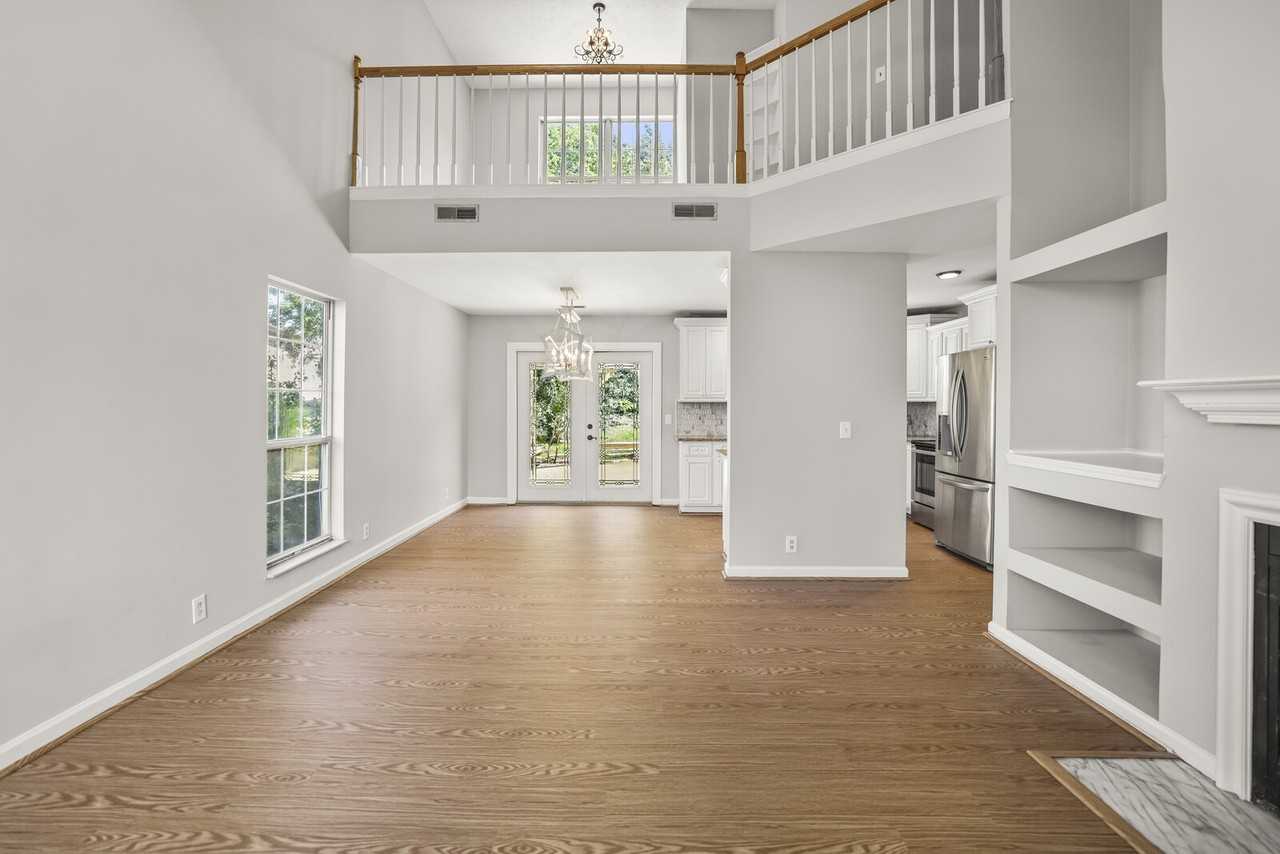 3127 Creekview Ln #1 - Photo 6 of 50