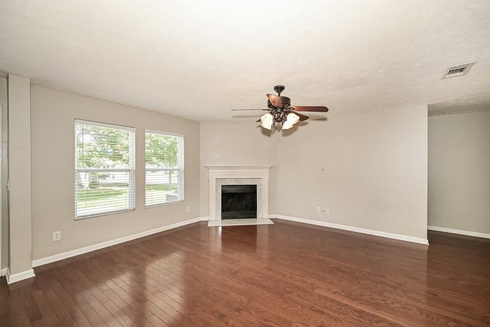 227 Elderberry Way - Photo 4 of 17