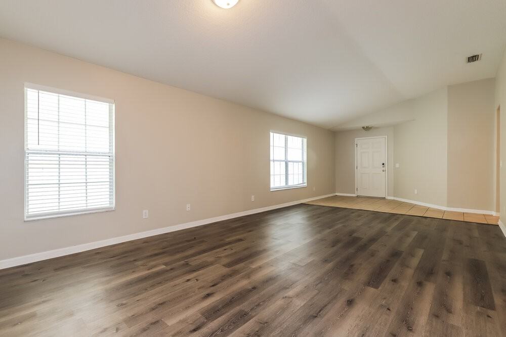 11160 Golden Silence Dr - Photo 3 of 16