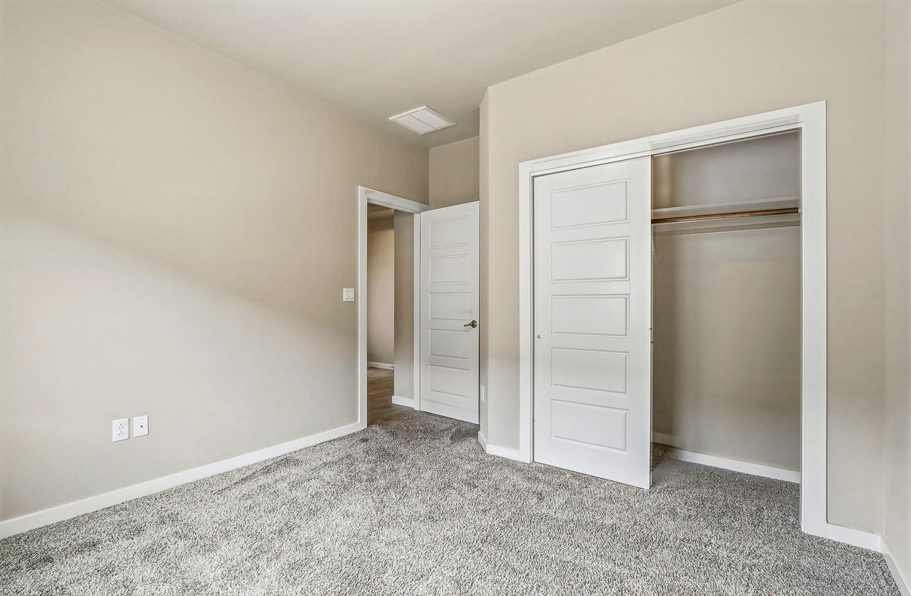 14740 Mike A Mendoza Ave #1 - Photo 7 of 31