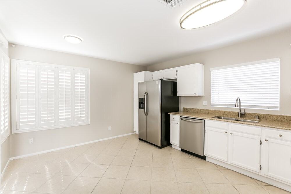 52 Quiet Desert Ln - Photo 7 of 17