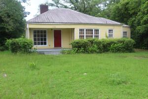 featured image of 1108 8th Ave #1
