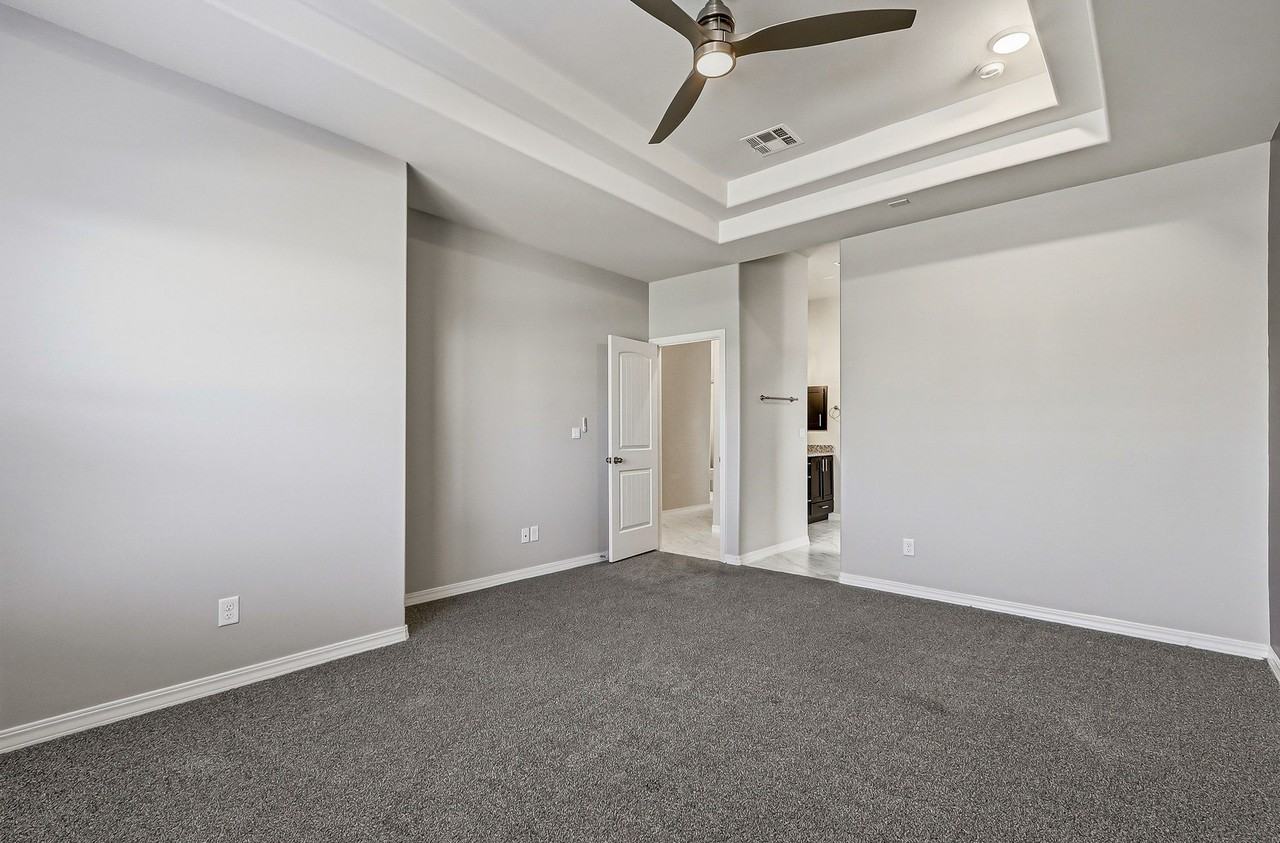 13349 Cinderford Ave #1 - Photo 5 of 32