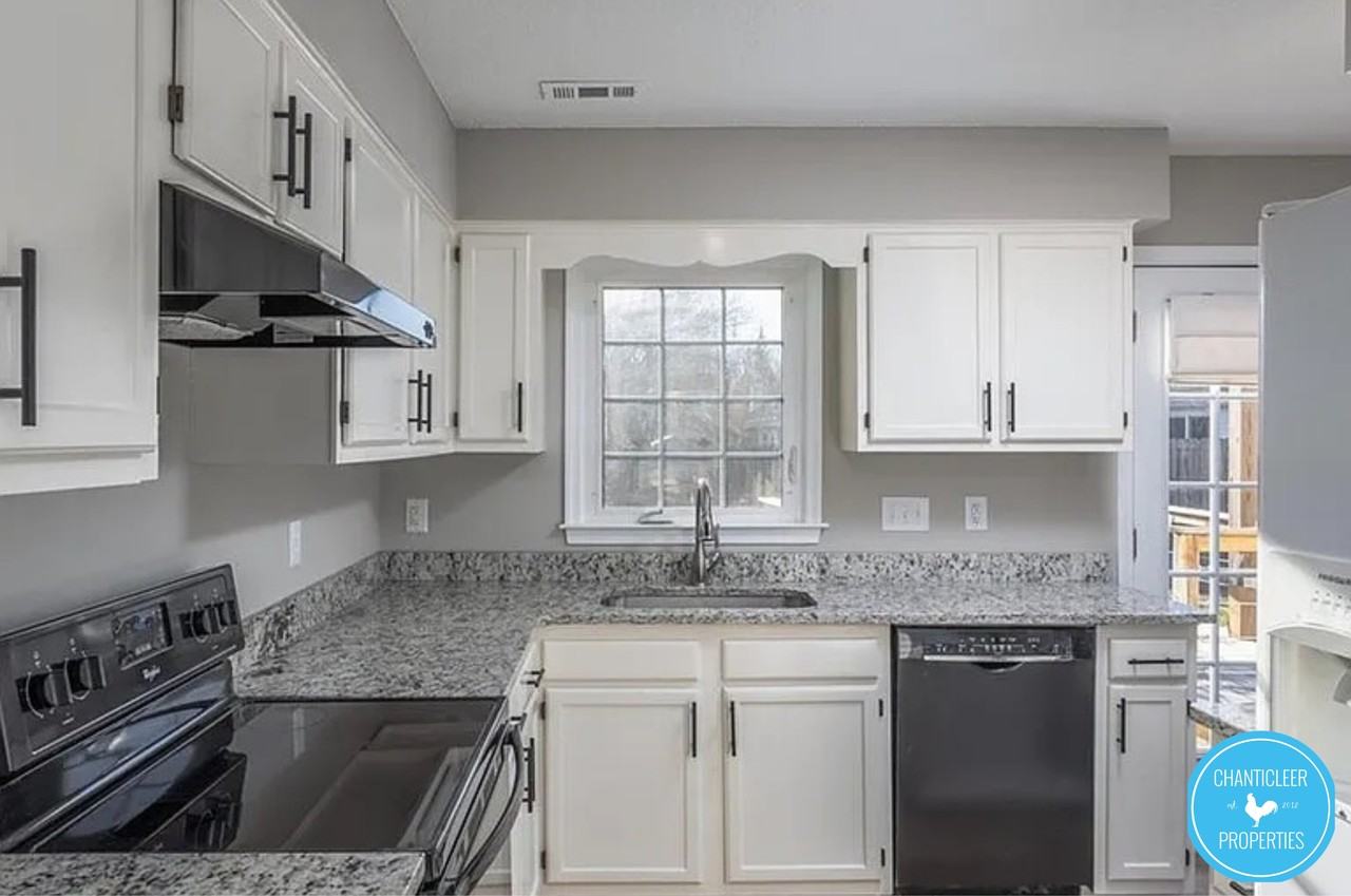4717 Eagle Rock Rd #1 - Photo 3 of 27