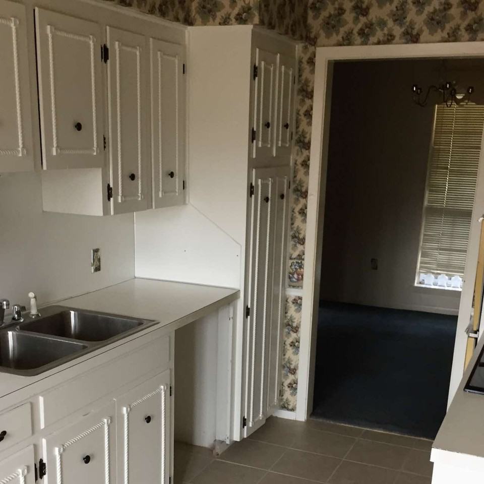 9541 Baird Rd - Photo 3 of 7