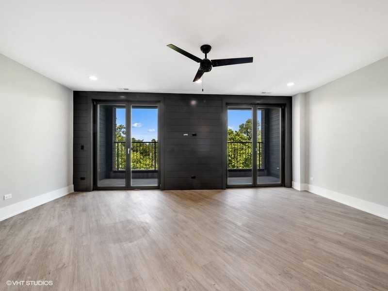 3839 N. Clark - 201 #201 - Photo 5 of 14