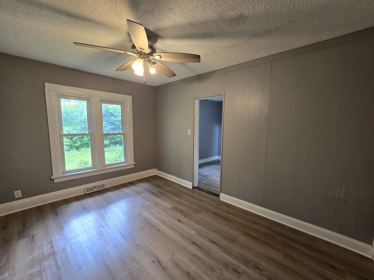 24 Van Buren St #1 - Photo 5 of 23