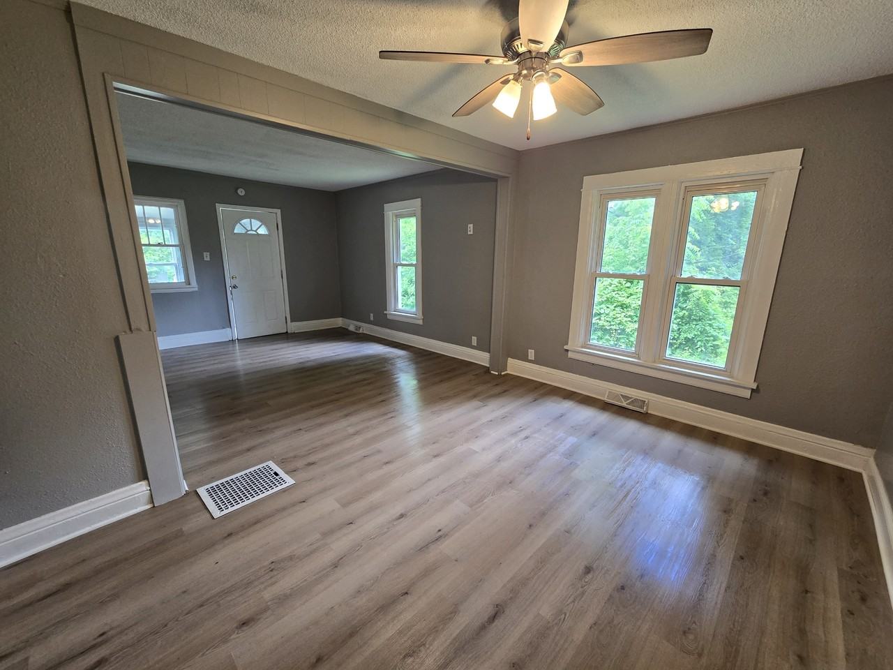 24 Van Buren St #1 - Photo 6 of 23