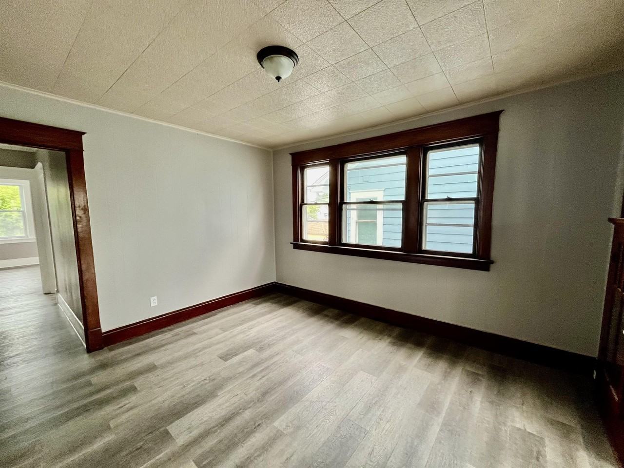 122 Lincoln Blvd Uppr - Photo 4 of 15