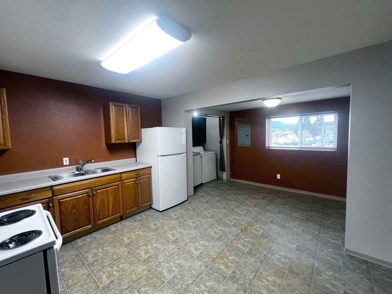 404 Pacific Ave S #A - Photo 2 of 24