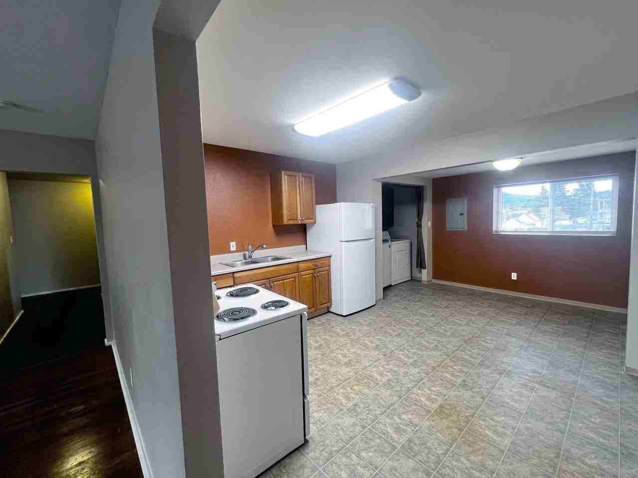 404 Pacific Ave S #A - Photo 4 of 24