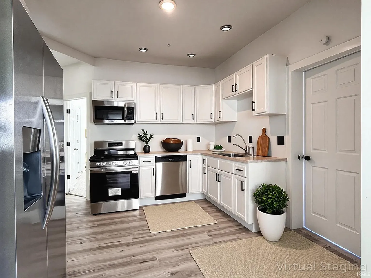 733 S Armstrong St #1 - Photo 5 of 21