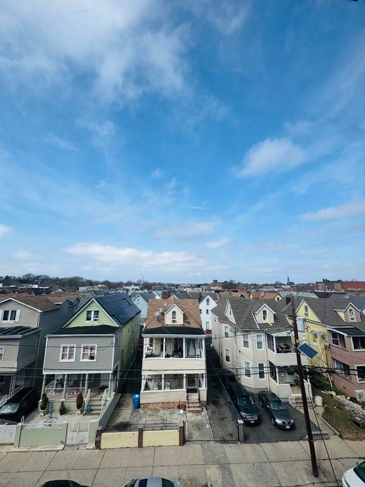 Henry Street - Photo 6 of 17