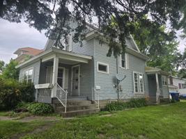 featured image of 511 S Frederick Ave #1