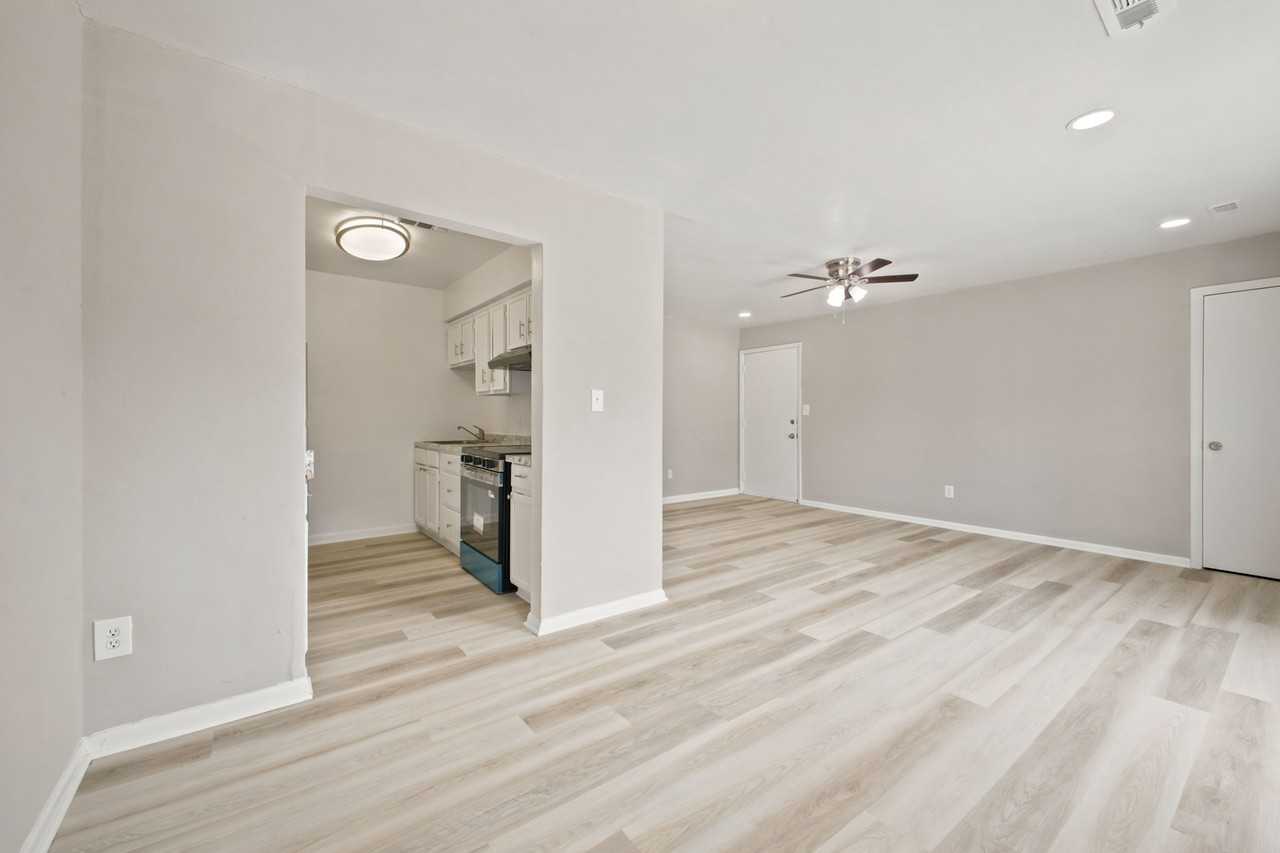 1466 Gabriel Dr #58 - Photo 7 of 17
